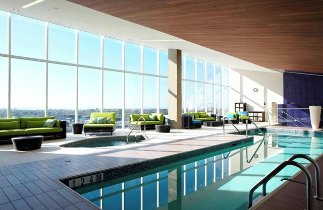 Montreal Airport Marriott In-Terminal Hotel