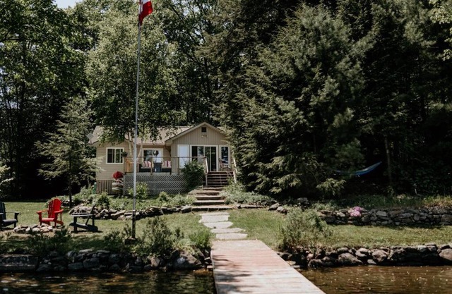 Moon Rock Cottage