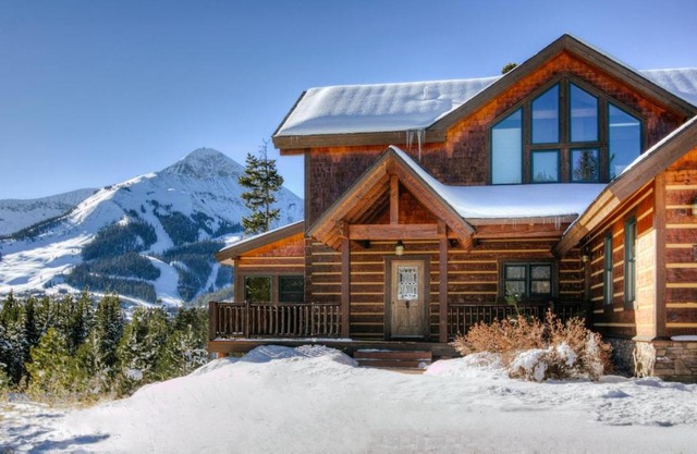Moondance Lodge