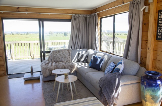 Mooney Manor Pukehina