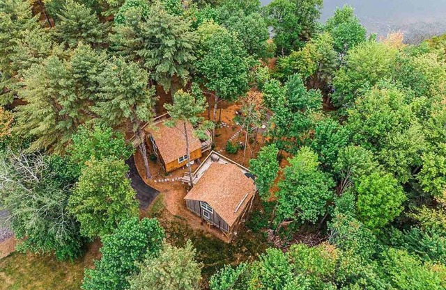 Moonlight Treehouse-amazing Views Private hot tub