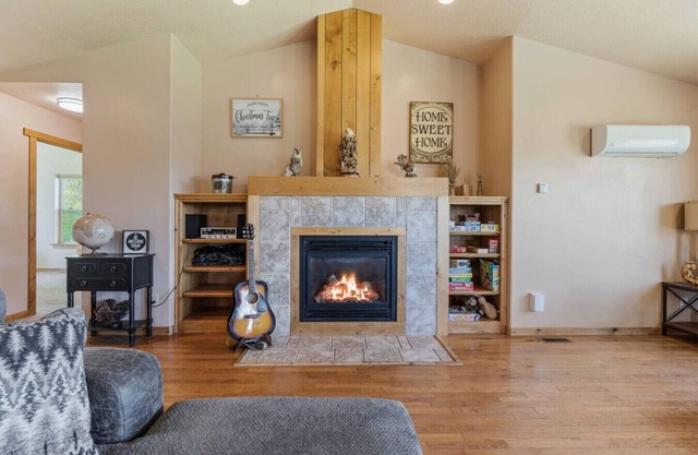 Moose Mountain – Scenic Family Cabin Near Yellowstone, Sleeps 10