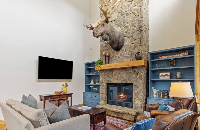 Moosehead Lodge | Big Sky Town Center