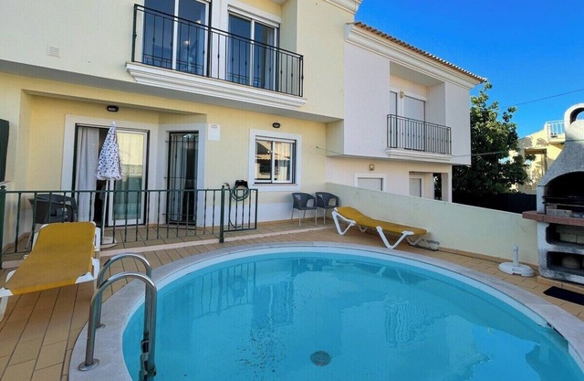 Moradia T3 Águia Marina, com piscina e BBQ