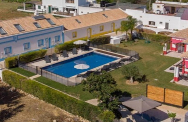 Moradia v1 em Condominio