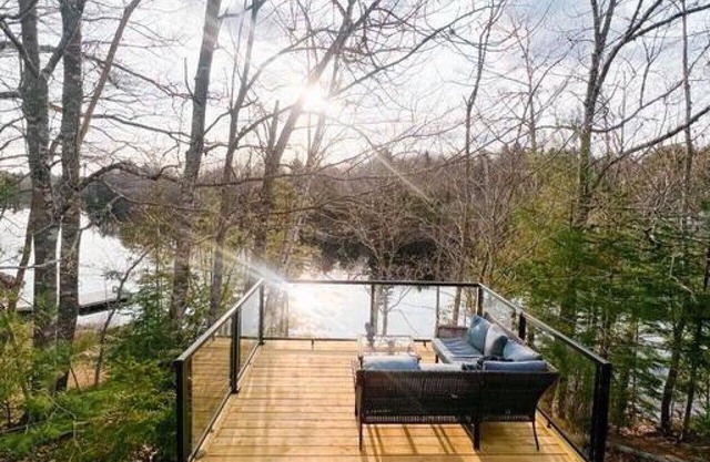 Morning Lane Cottage on Murphy Lake