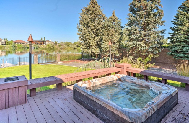 Moses Lake Retreat w/ Salt Water Hot Tub!