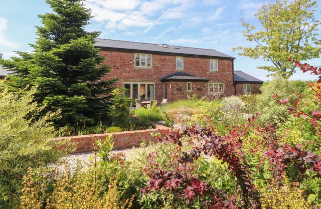 Moss Cottage Farm, PRESTON, LANCASHIRE