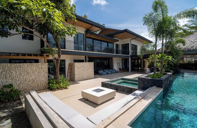 Most Impressive Luxury home in Hacienda Pinilla, full time cook, golf course front