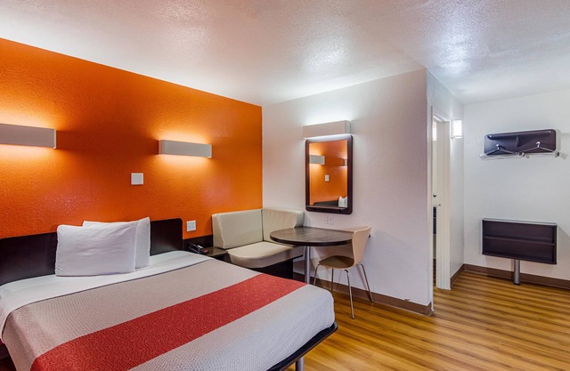 Motel 6 Ardmore, OK
