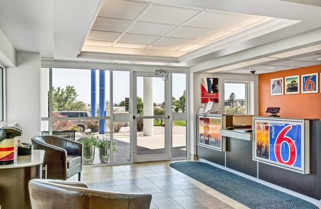 Motel 6 Big Springs, NE