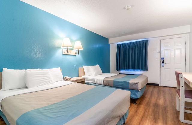 Motel 6 Farmington Hills, MI - Northwest - Farmington Hills