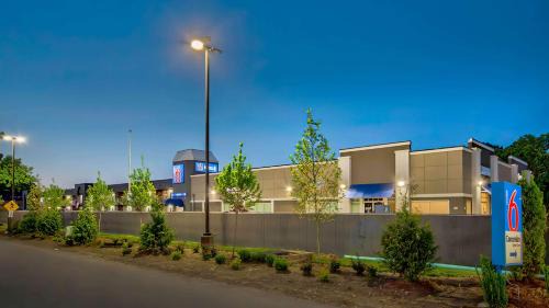Motel 6 Louisville, Ky- Airport/Fair Expo