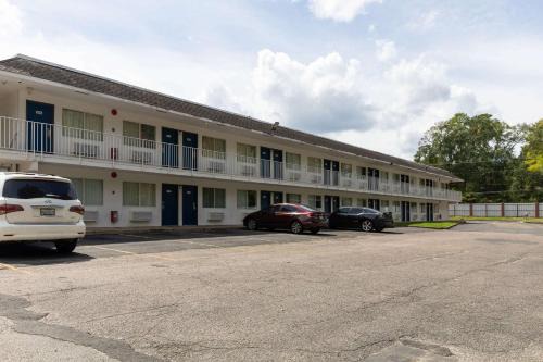 Motel 6-Lufkin, TX