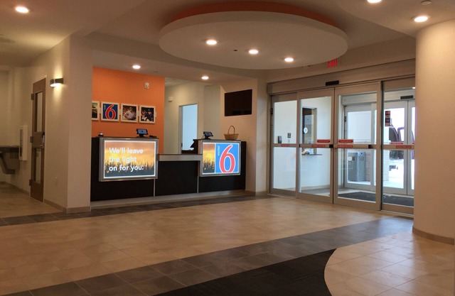 Motel 6 Mankato, MN
