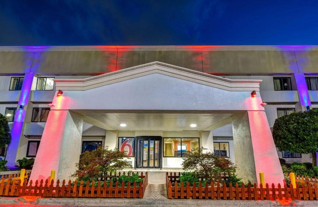 Motel 6-Norcross, GA