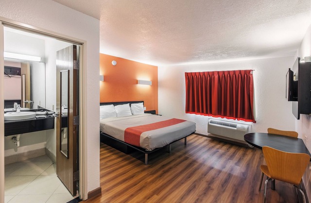 Motel 6 North Richland Hills, TX