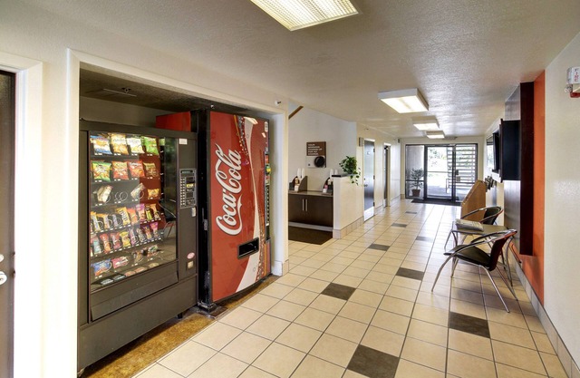 Motel 6 Ogden, UT - Riverdale