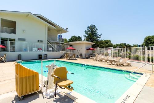 Motel 6-Redding, CA - Central