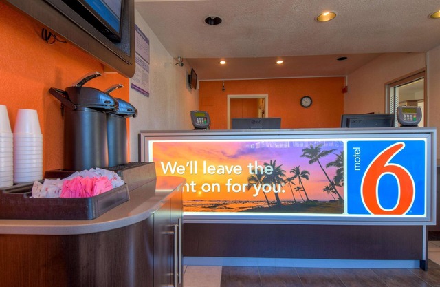 Motel 6 San Ysidro, CA - San Diego - Border