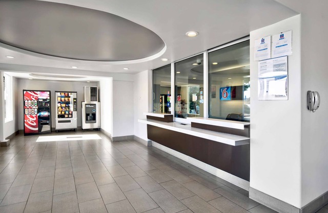 Motel 6 Victorville - Desert Express
