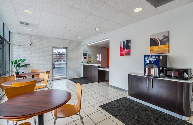 Motel 6 Winchester, VA