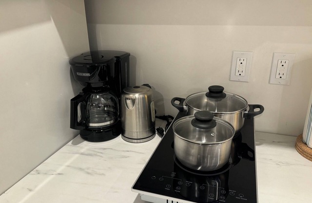 Motel Condo | Monthly Disc | Fast Wi-Fi -7