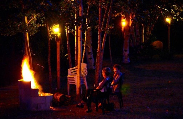 Motel Des Cascades : Large Family Room