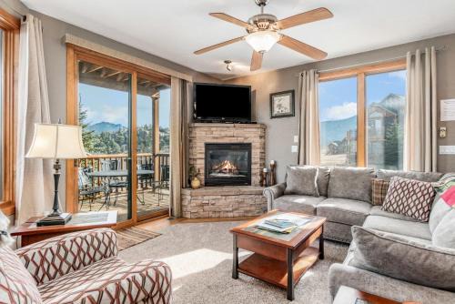 Mount Cirrus 10B Condo