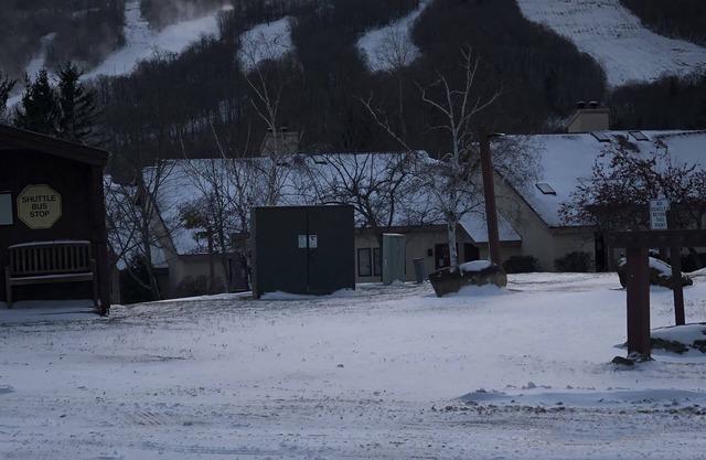 Mount Snow Ski Chalet