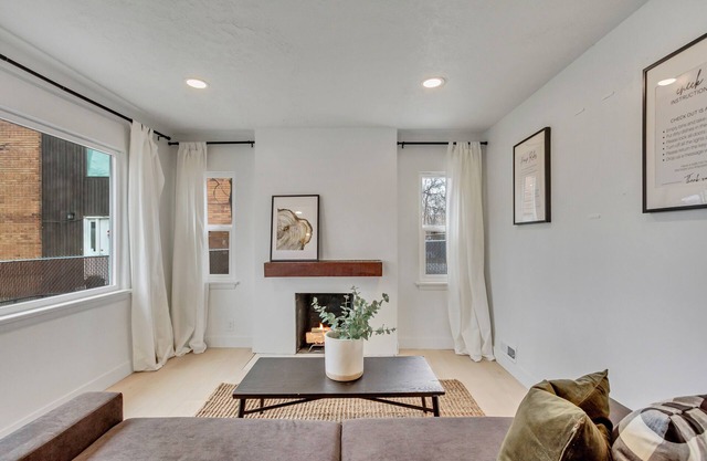 Mountain and City Lodge