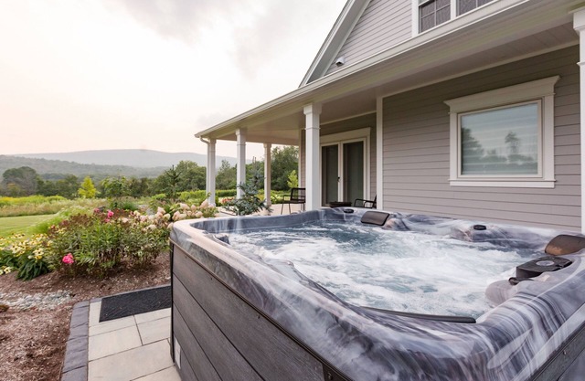Mountain Blossom Retreat by Evergreen Home