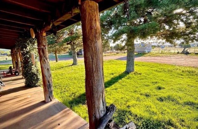 Mountain Cabin Large group retreat, reunions, weddings, ATV trails,