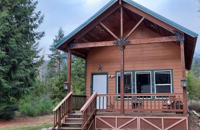 Mountain Cabin near Lake Pend Oreille, Schweitzer Resort, Sandpoint, Wilderness