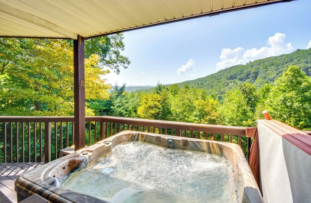 Mountain Cabin w/ Covered Decks & Fire Pit!