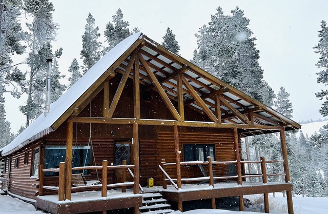 Mountain cabin with trail access and optional heated shop
