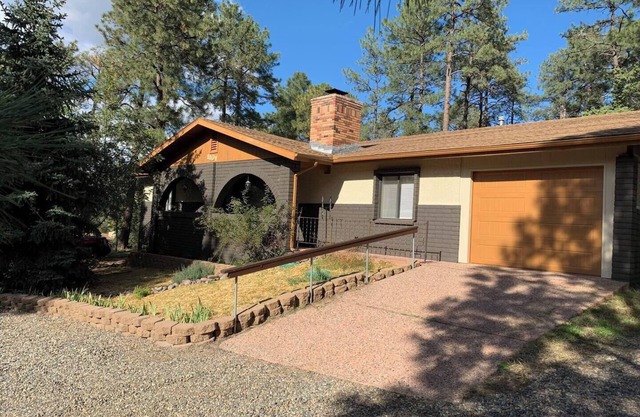Mountain Club Home just a short drive to Downtown!