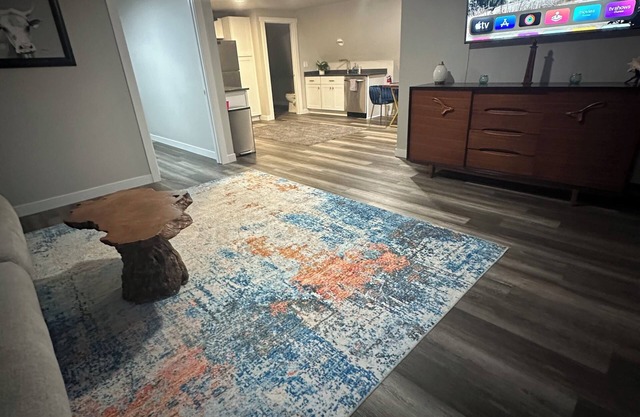 Mountain creekside retreat Unit B