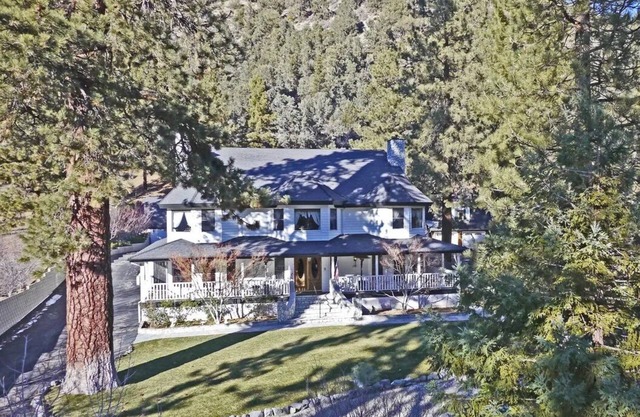 Mountain High Luxury Castle &Spa