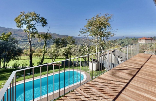 Mountain House in Douro