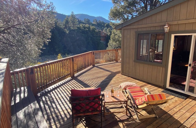 Mountain House with Stunning Views Great Location