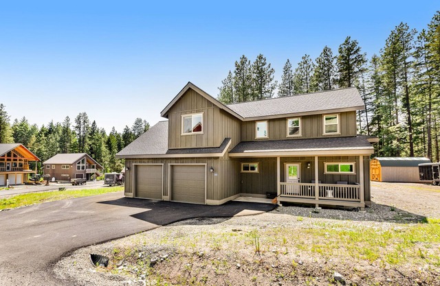 Mountain/lake escape with game room, fast WiFi & Roslyn Ridge amenities