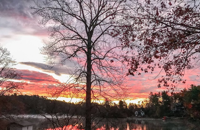 The Lakehouse at Lake Cherokee!