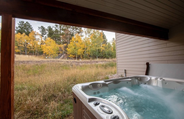 Mountain Lodge~ATV Trails~Hiking~Beautiful View