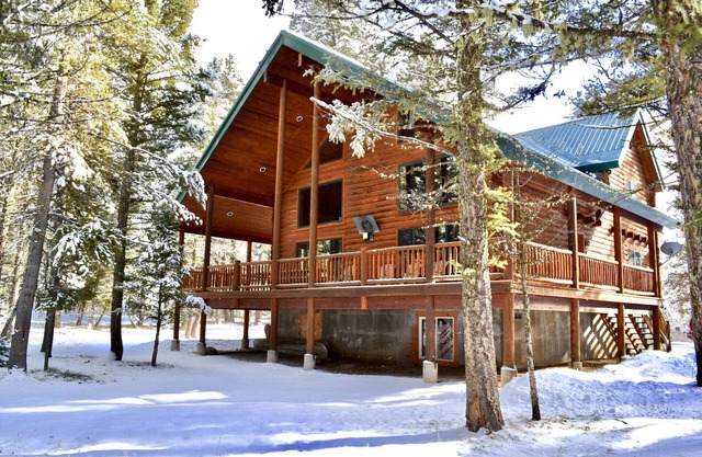 🚛FREE TRASH PICKUP📡-WIFI-SATELLITEN-TV-🔥FIRE PIT-BBQ-🐻YNP-TETONS-PINE MT. LODGE🌲