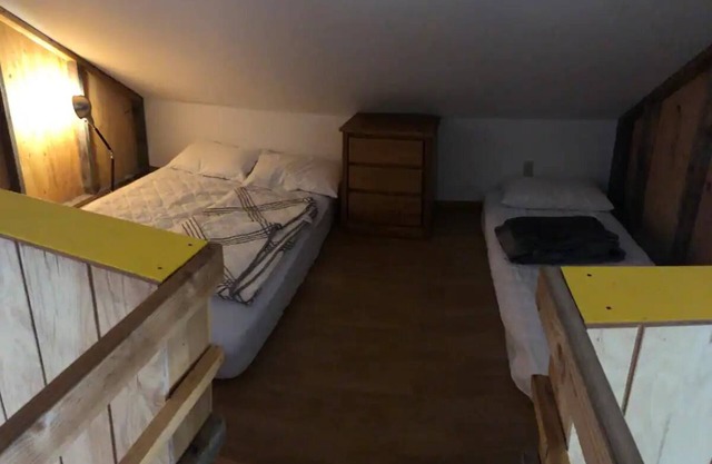 Mountain Lodge near Leavenworth, 14 guests!