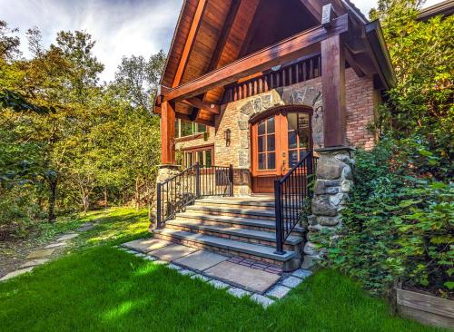 Mountain Lodge Retreat, Near New Paltz & Hikes