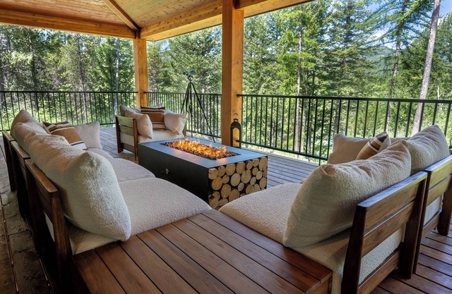 Mountain Modern River Retreat one mile from Glacier Park & 30 mi from Whitefish!