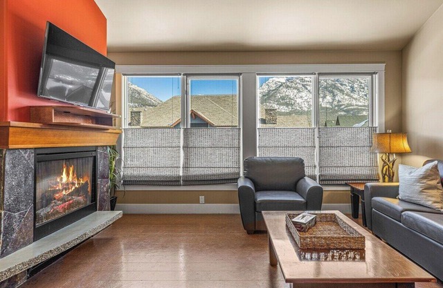 Mountain Penthouse Retreat