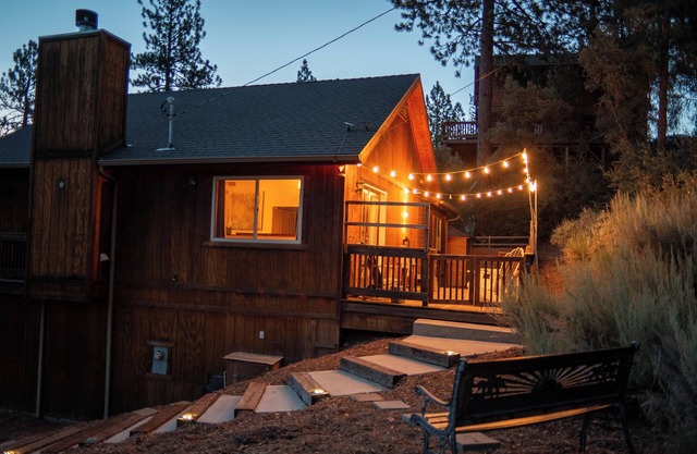 Mountain Retreat with Sauna & EV Charger – Perfect for Families!